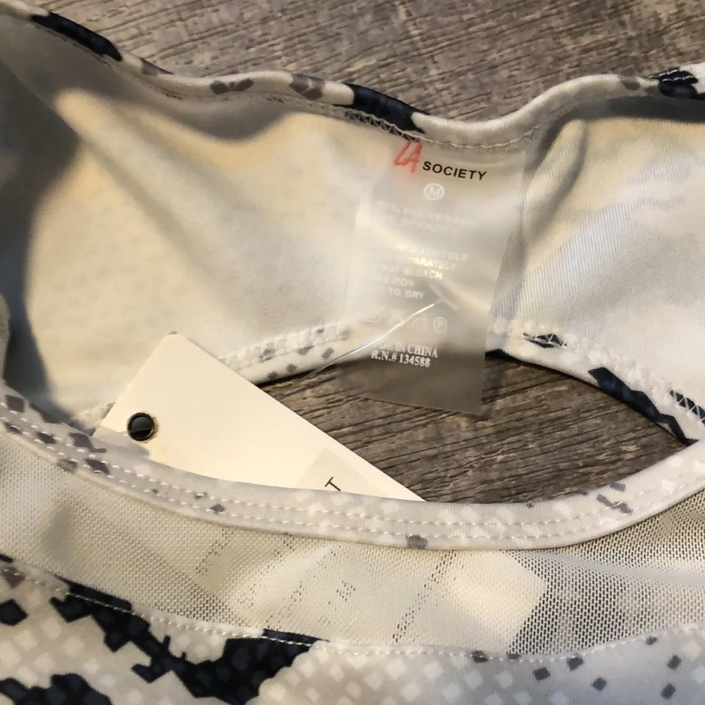 Lasociety sport bra woman’s size M NWT - Picture 4 of 6